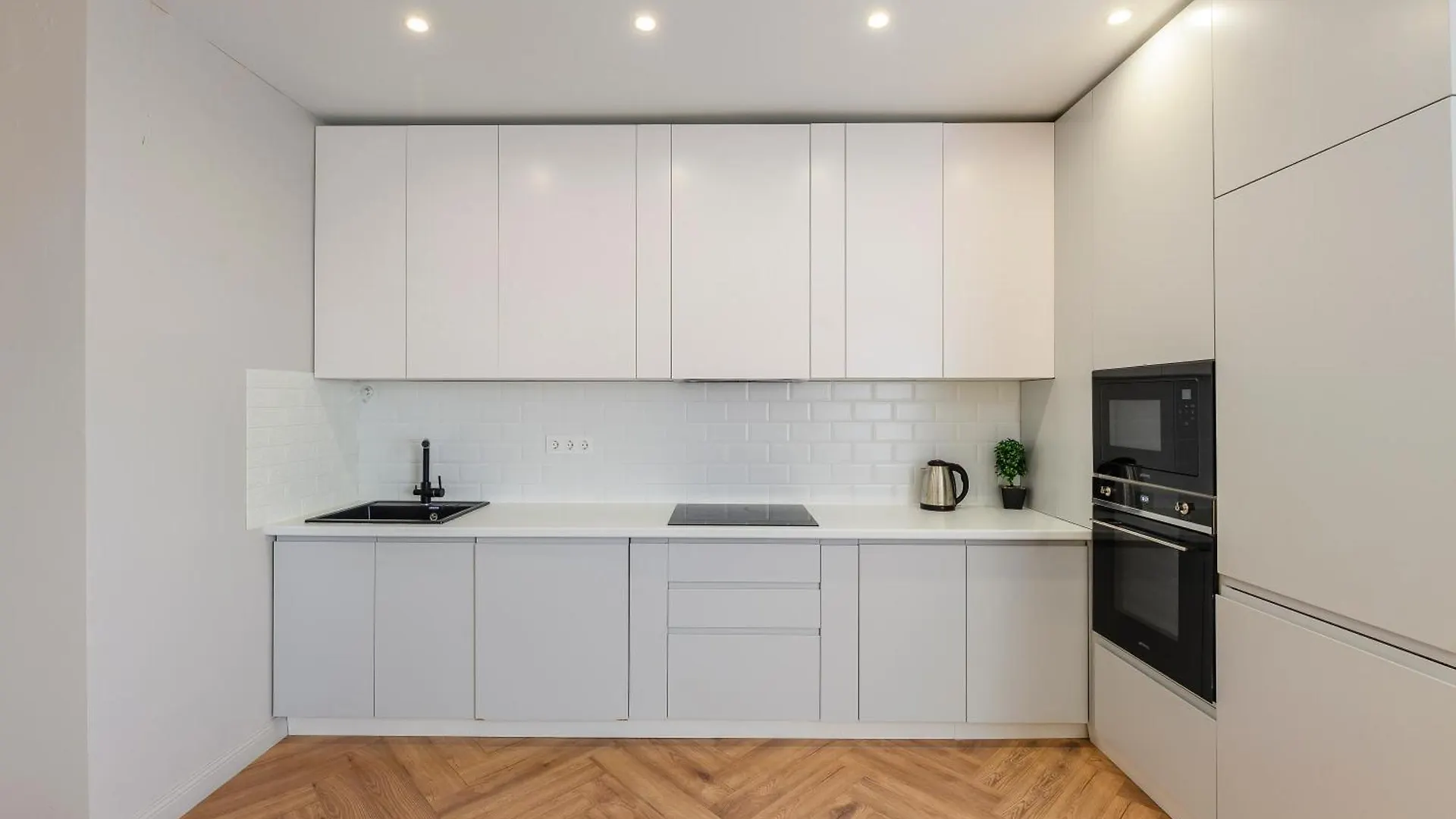 Arbat4Rooms Almaty Apartment